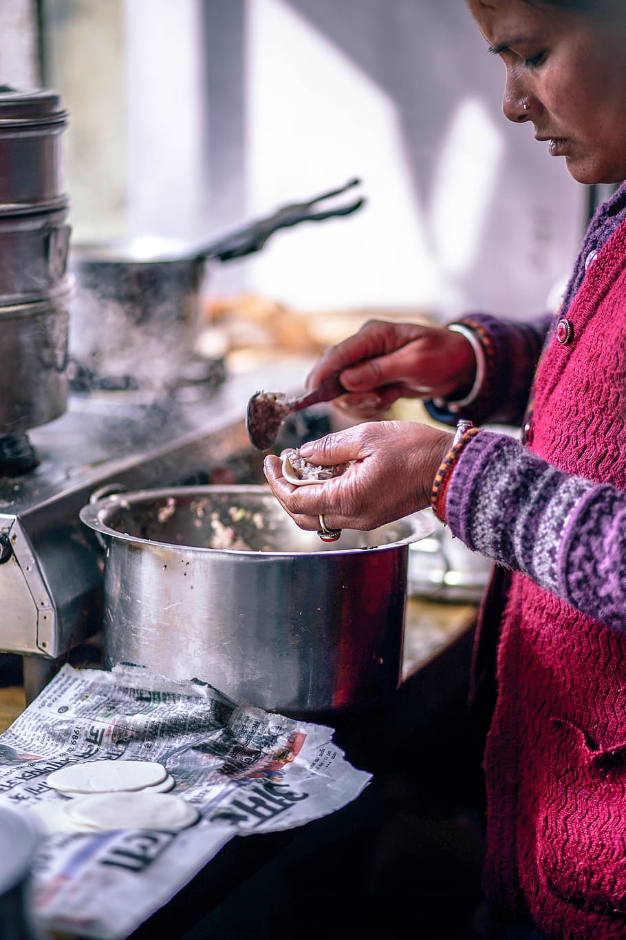 Making Fresh Momos, food and drink, one person, freshness, preparation HD wallpaper