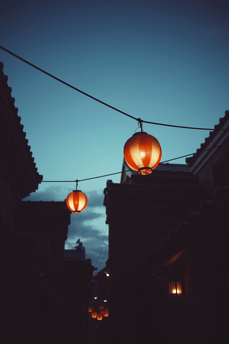 light turned on, lighting equipment, built structure, building exterior HD wallpaper