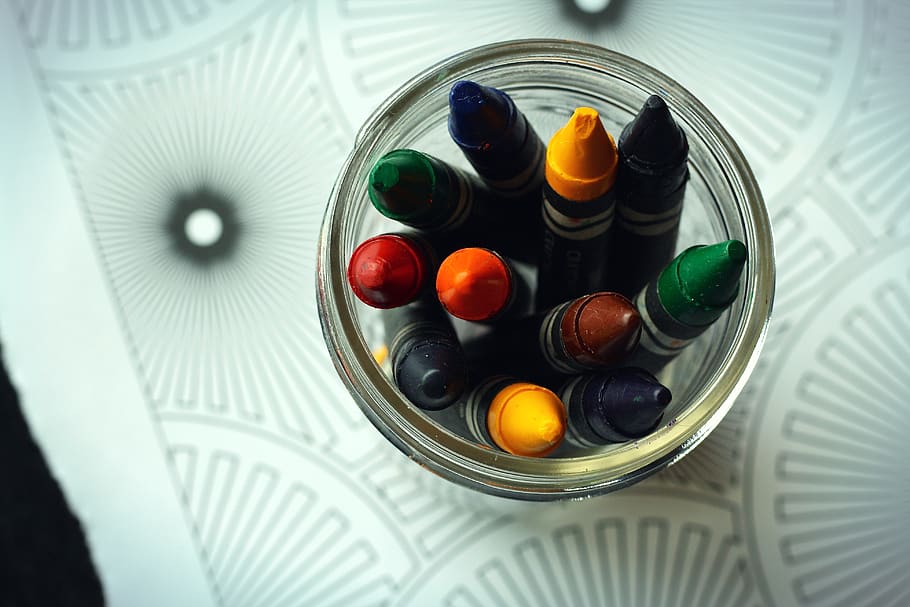 Green and Yellow Crayon, color, colorful, colors, colourful, colours HD wallpaper