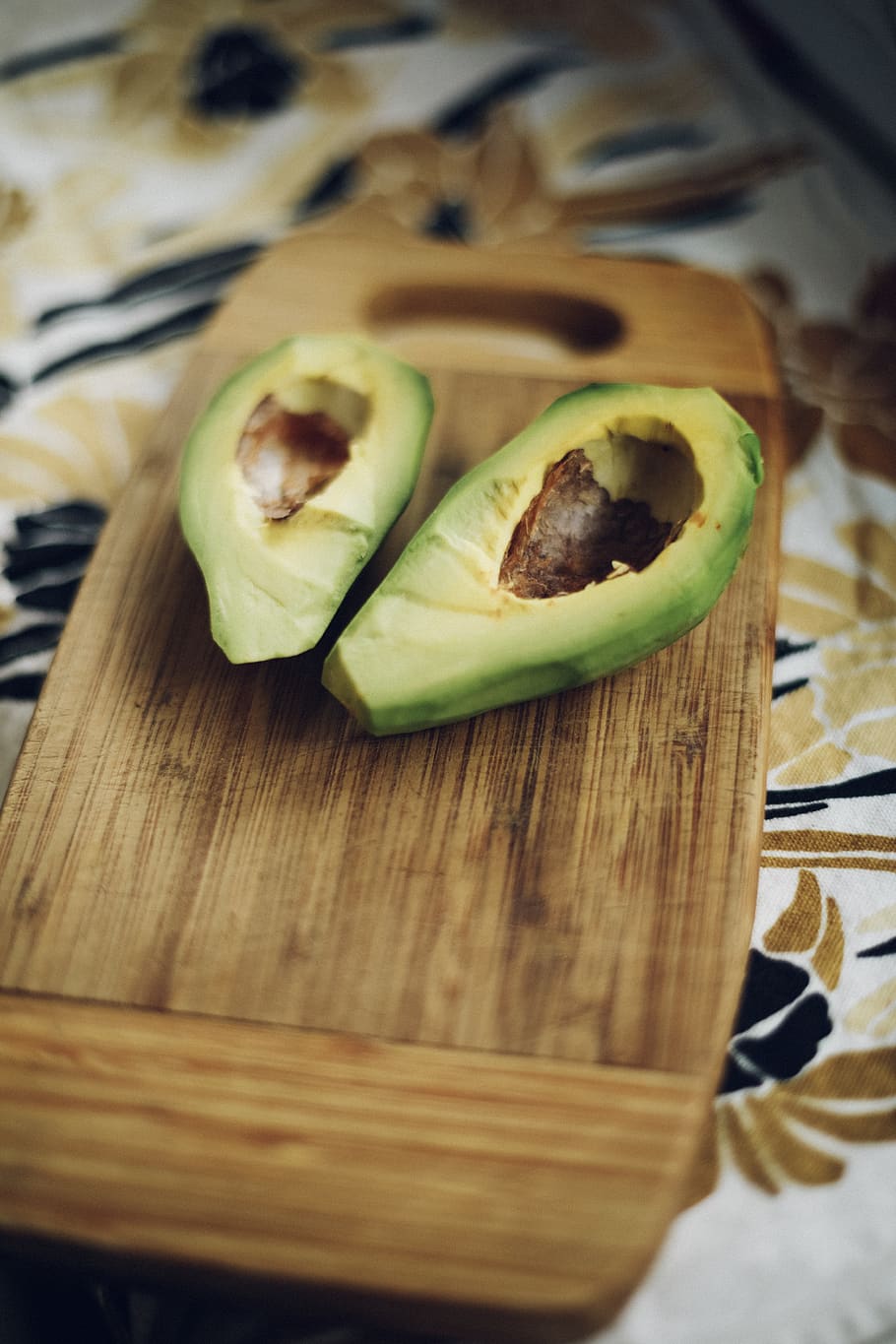 slice avocado fruit, plant, food, honey bee, invertebrate, insect HD wallpaper