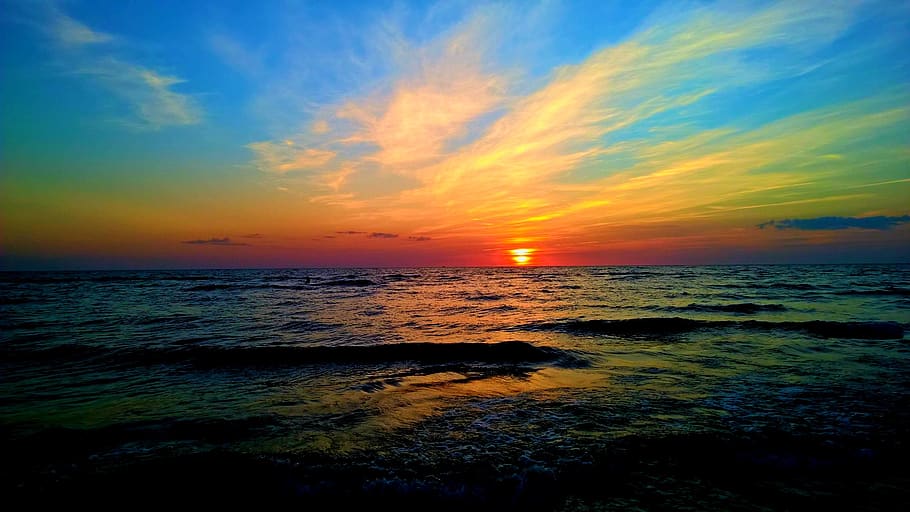 beach, clouds, horizon, ocean, sea, seascape, sky, sun, sunrise HD wallpaper