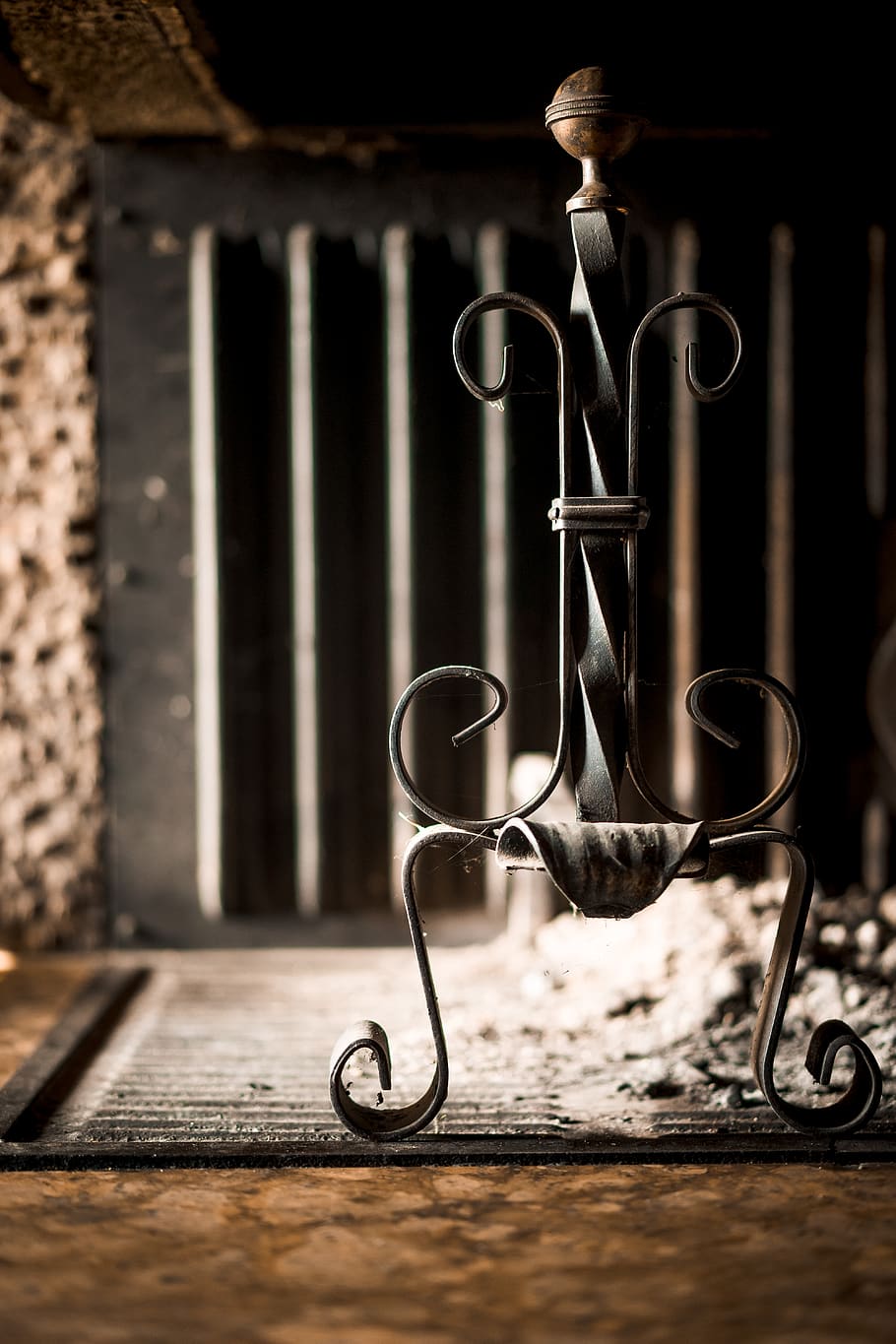 italy, montemignaio, no people, indoors, metal, focus on foreground HD wallpaper
