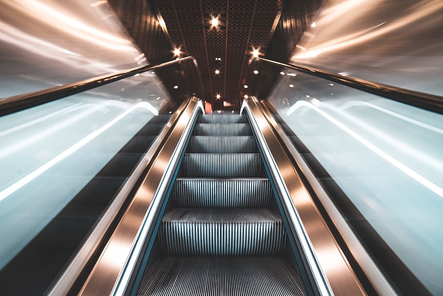 Fast Escalator, moving, public transport, stairs, subway, technology, HD wallpaper
