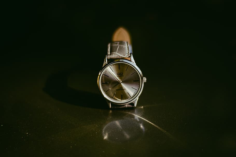 Analog Watch, accessory, elegant, time, wristwatch, indoors, studio shot HD wallpaper