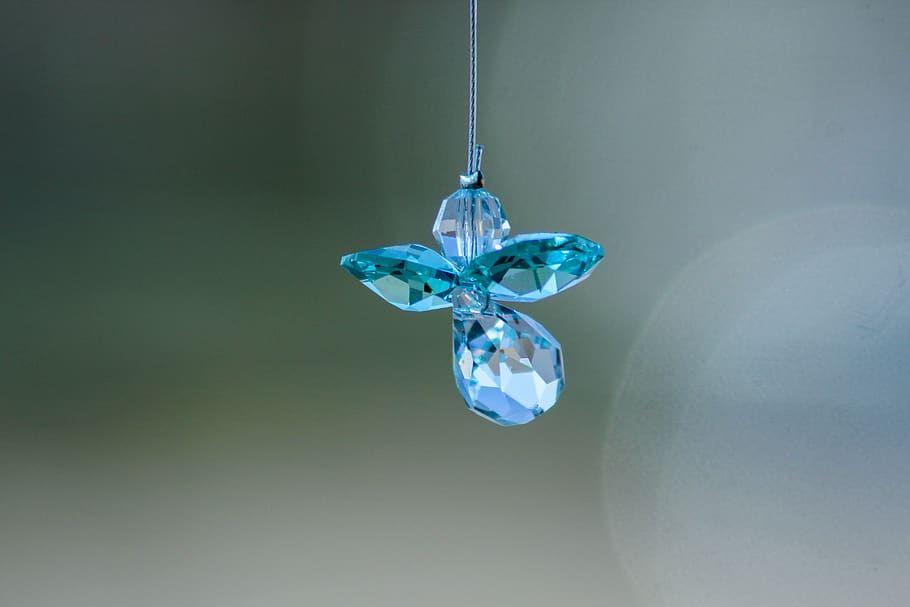 trinket, bokeh, close-up, hanging, indoors, no people, studio shot HD wallpaper