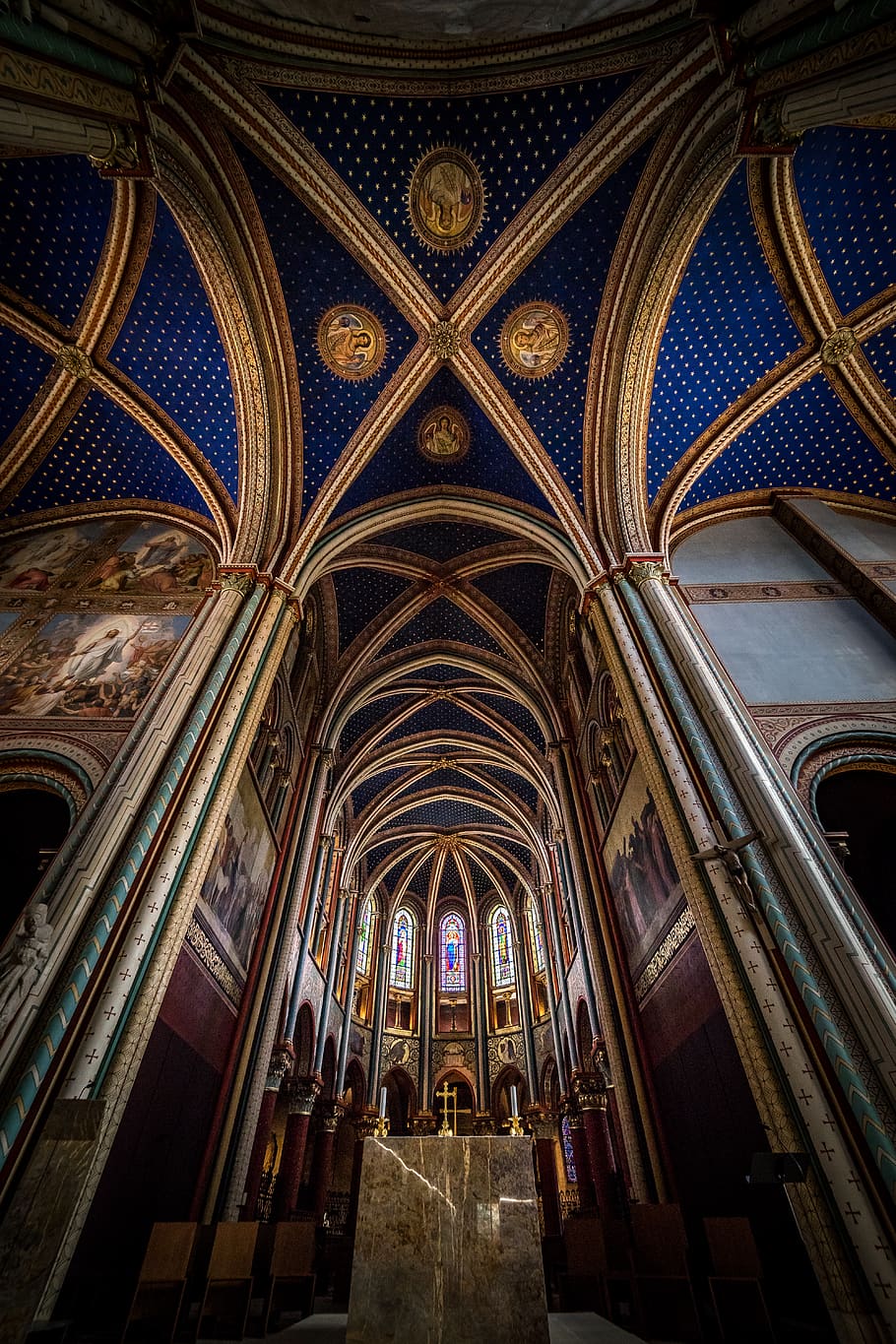 blue and brown building interior, architecture, church, arched HD wallpaper
