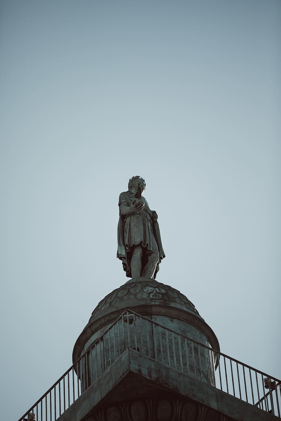 monument, building, dome, architecture, human, person, sculpture HD wallpaper