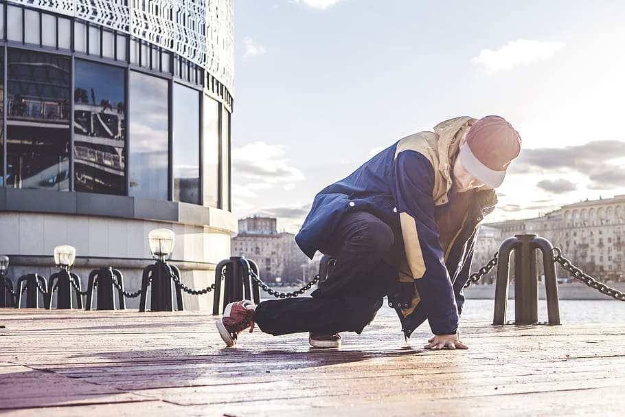 Man in Blue and Yellow Jacket Dancing, architecture, background HD wallpaper