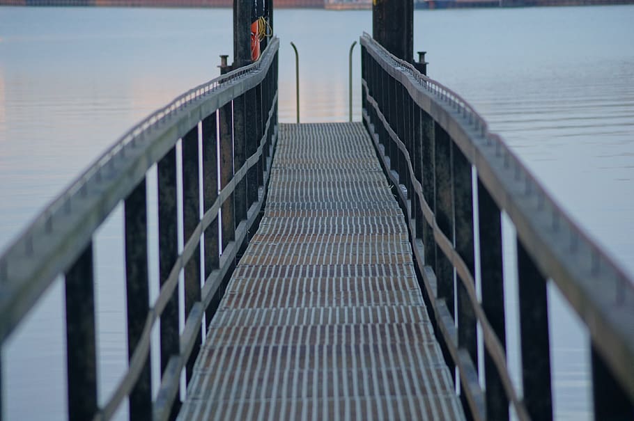 away, web, target, port, water, ship, leadership, railing, bridge HD wallpaper
