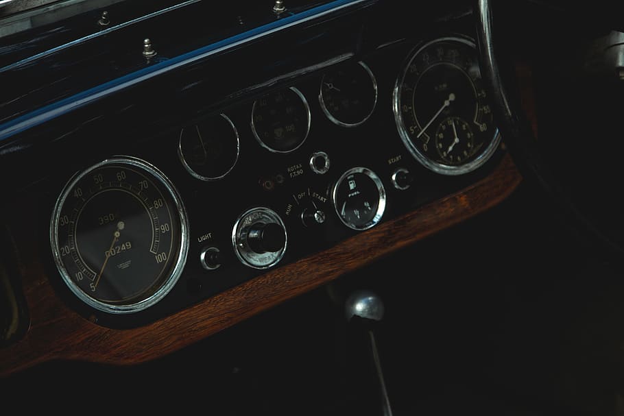 Photography of a Classic Car Gauge, Analogue, automobile, automotive, HD wallpaper
