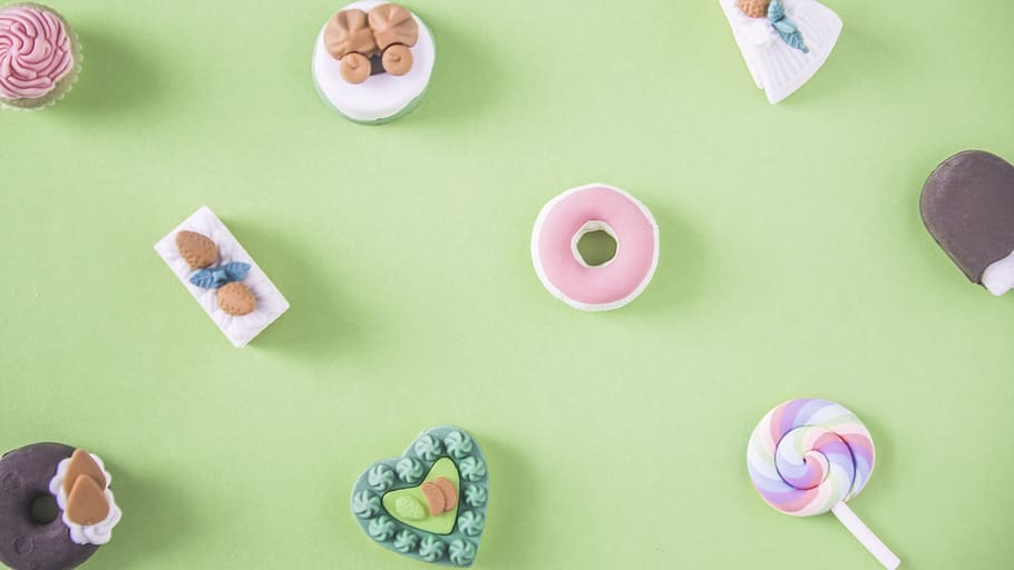 Assorted-color Food Miniature Decors, art, artificial, background, HD wallpaper