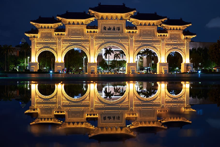 white concrete building, architecture, reflection, illuminated HD wallpaper
