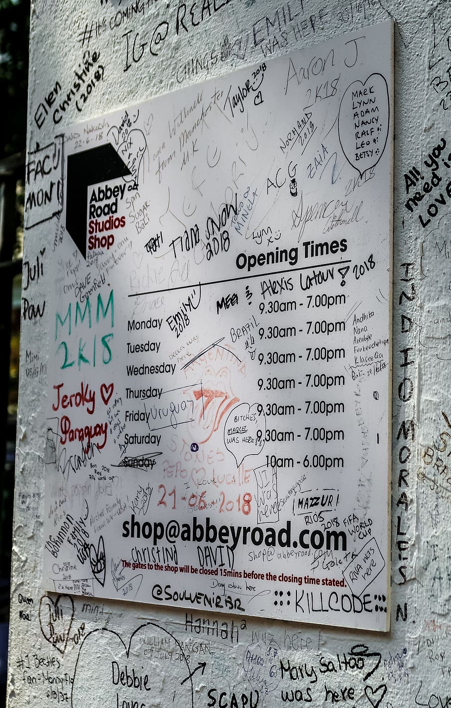 white printing paper, text, england, grey, the abbey road store - abbey road studios HD wallpaper