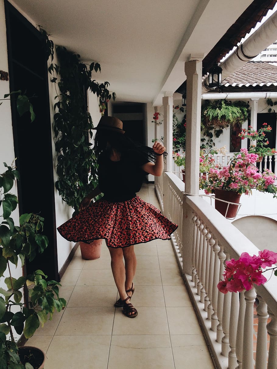dance, dancer, dancing, fashion, fashionable, female, flowers HD wallpaper
