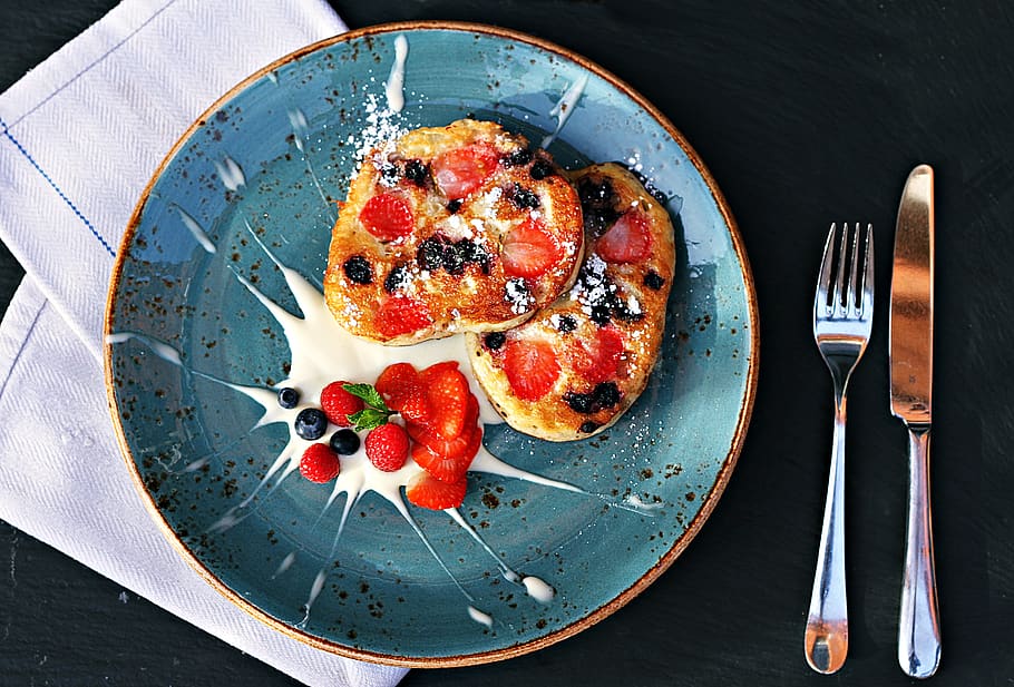 strawberry, fruit, dessert, pancake, blueberry, sweets, food HD wallpaper