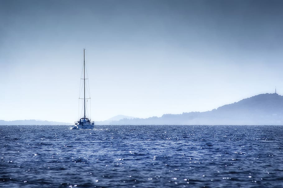 white boat under white sky, watercraft, transportation, vehicle HD wallpaper