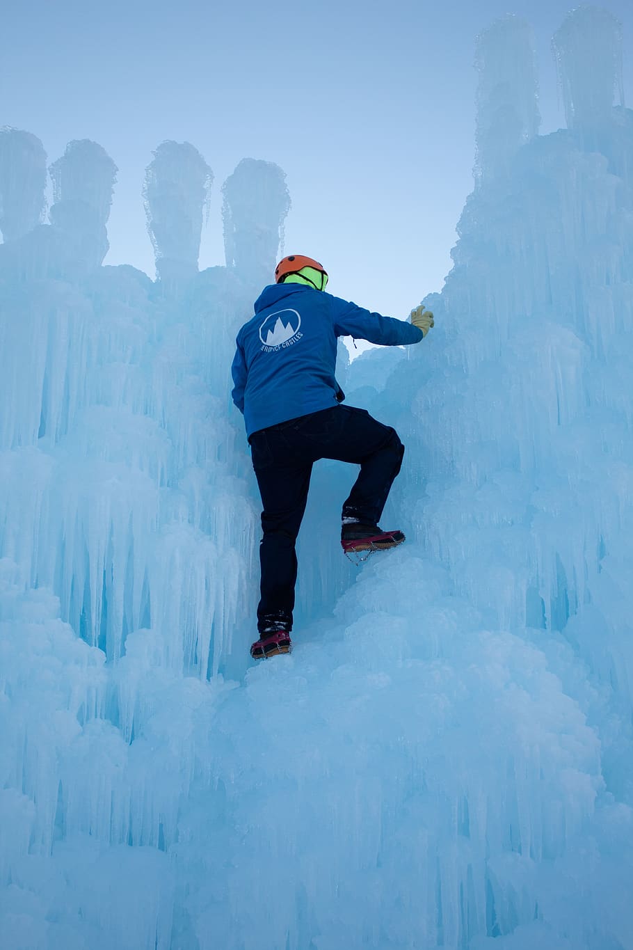 man climbing on ice during daytime, outdoors, person, human, sports HD wallpaper