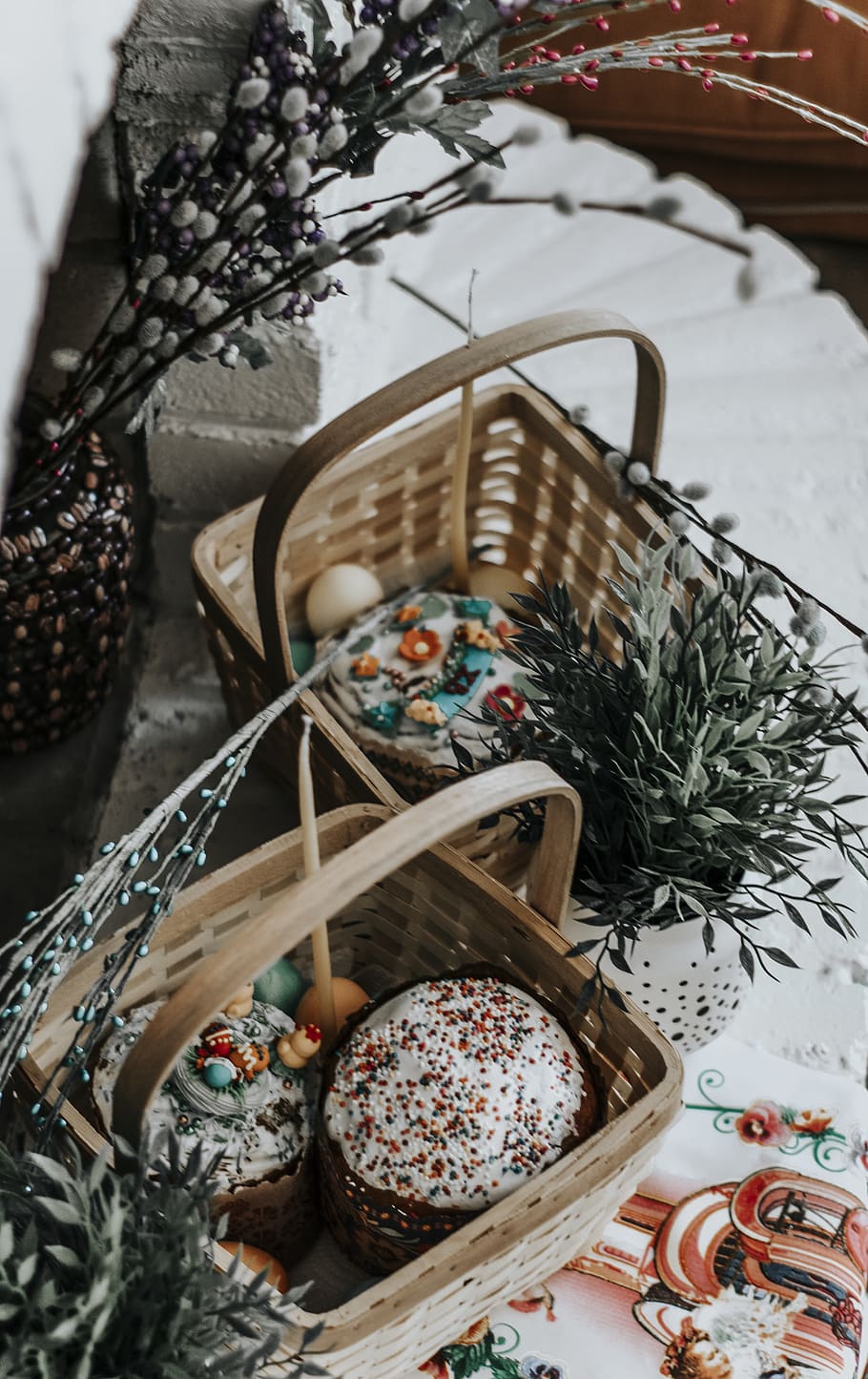 basket, container, decoration, holiday, indoors, still life HD wallpaper