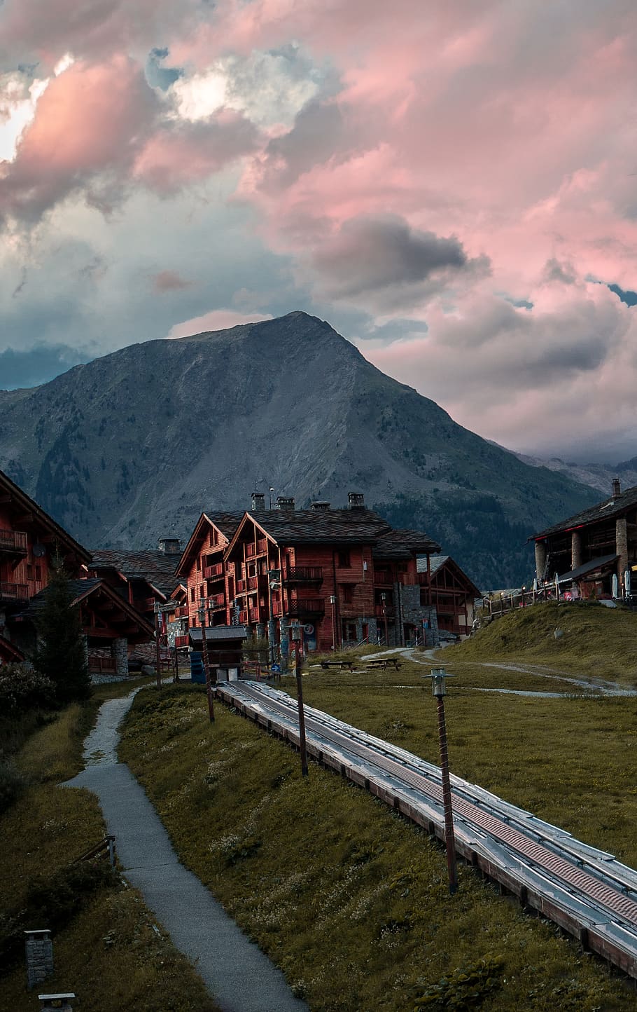Photography of Houses Near Mountain, clouds, cloudy sky, daylight HD wallpaper