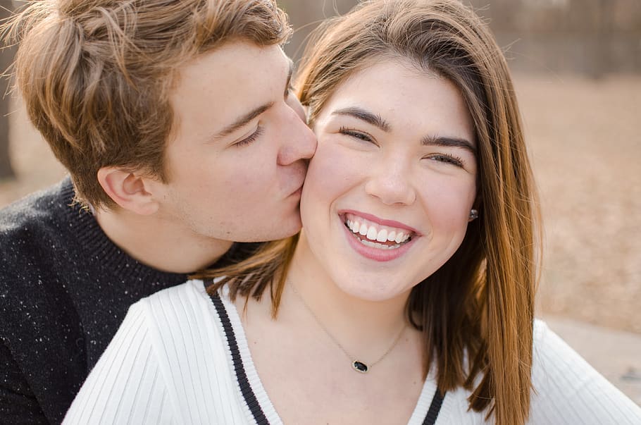 man kissing smiling woman, person, human, face, happy, couple, HD wallpaper