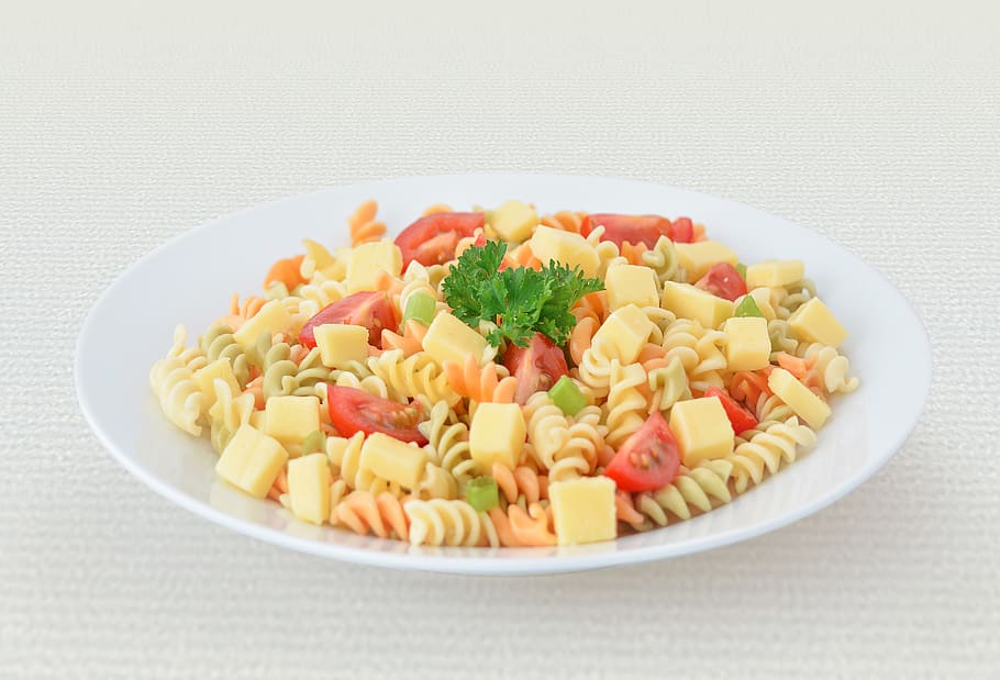 pasta, cheese, tomato, red, salad, fresh, lunch, delicious HD wallpaper
