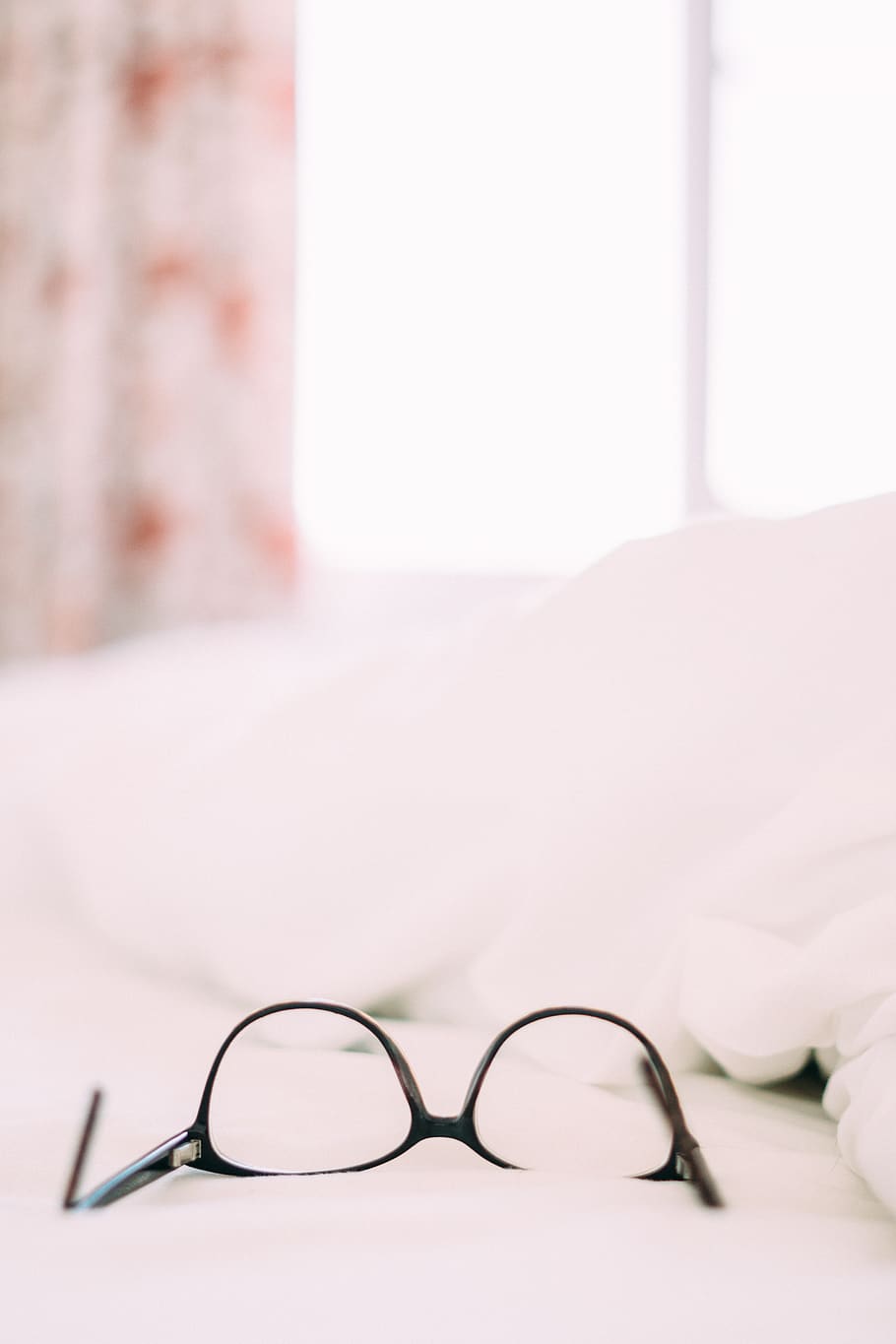 Eyeglasses On Bed, eyewear, indoors, no people, selective focus HD wallpaper