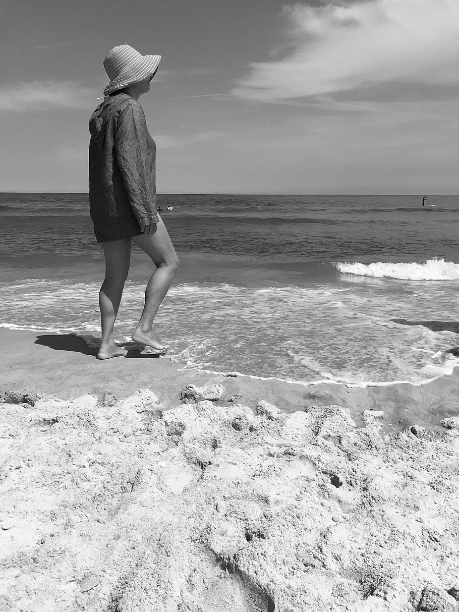 long beach island, united states, ocean, black and white, girl