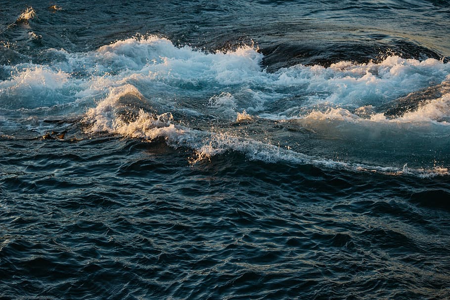 ocean, sea, minimal, wave, spray, background, typography, water HD wallpaper