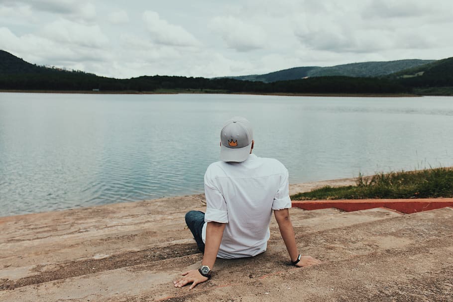 man overlooking the lake, people, human, person, grey, outdoors HD wallpaper