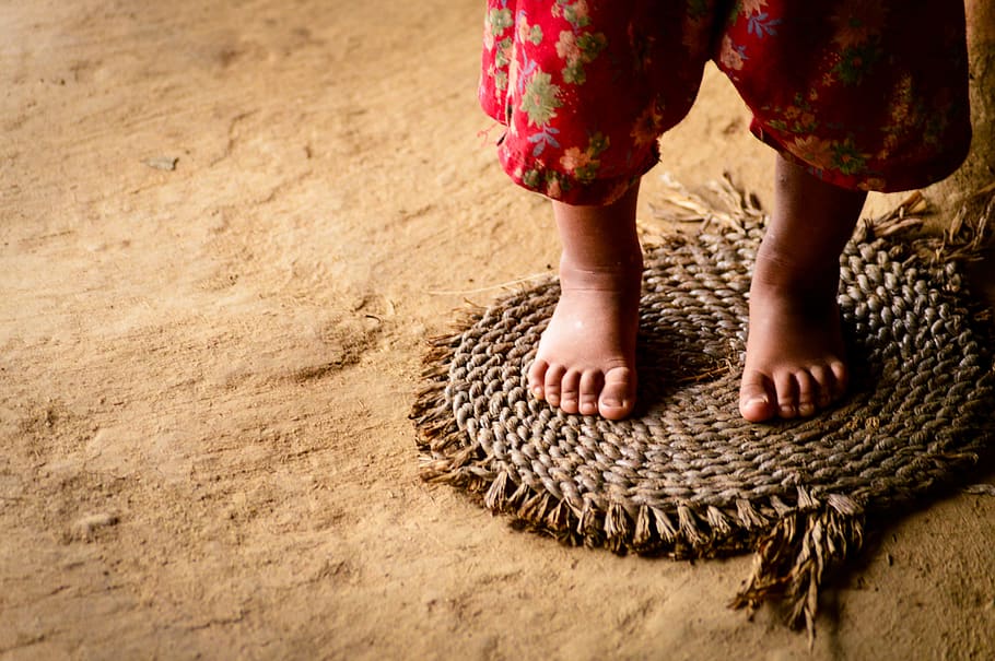 nepal, barefoot, one person, human body part, low section, childhood HD wallpaper