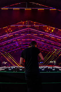 dj, human, person, lighting, neon, crowd, beats patos, brazil HD wallpaper