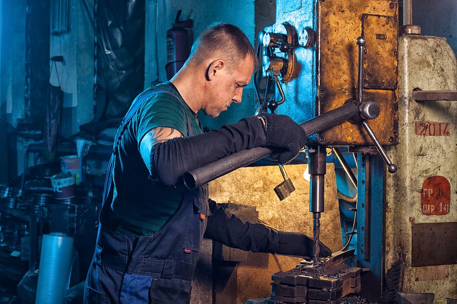 brass-colored manual drill press, workshop, men, one person, occupation HD wallpaper