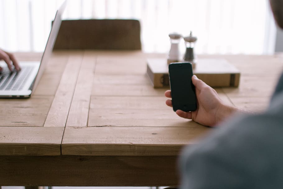 iphone, hand, man, work, macbook, laptop, technology, business HD wallpaper