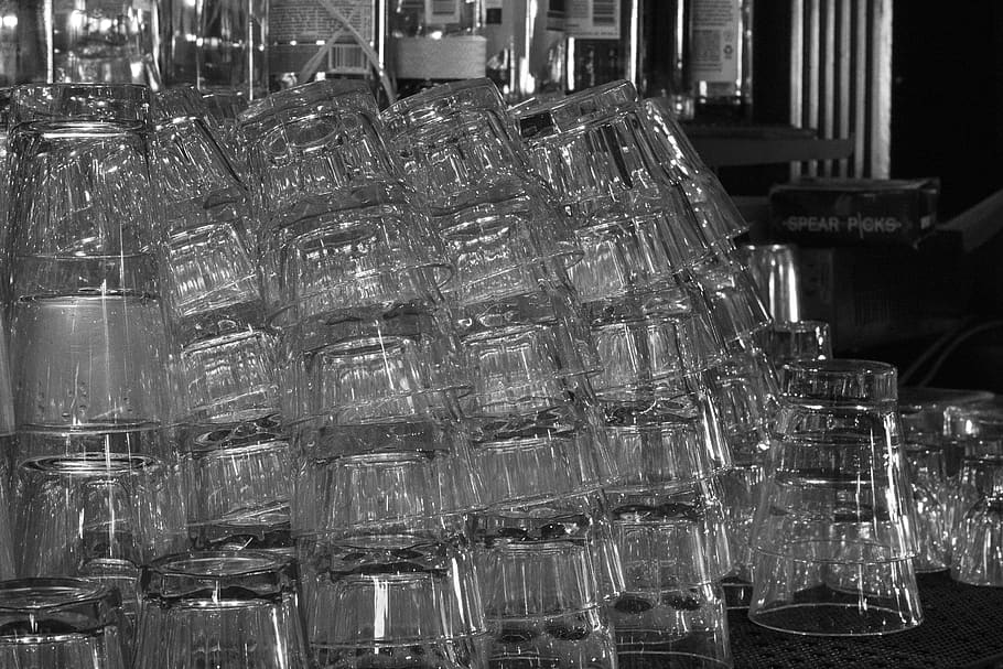 glass, drinking glass, bar, glasses, cocktail, thirst, glass - material HD wallpaper