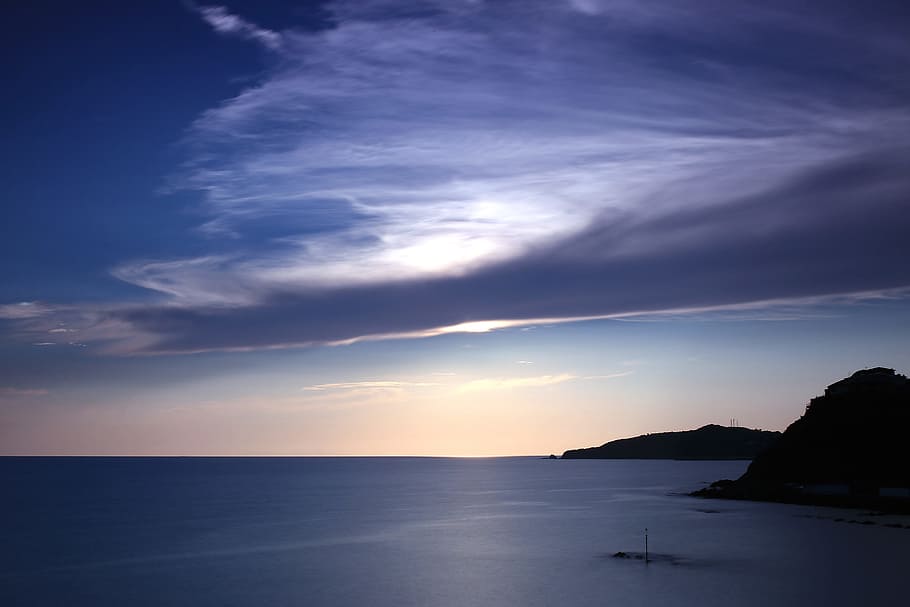 Cold sunset over the sea surface, water, sky, cloud - sky, scenics - nature HD wallpaper