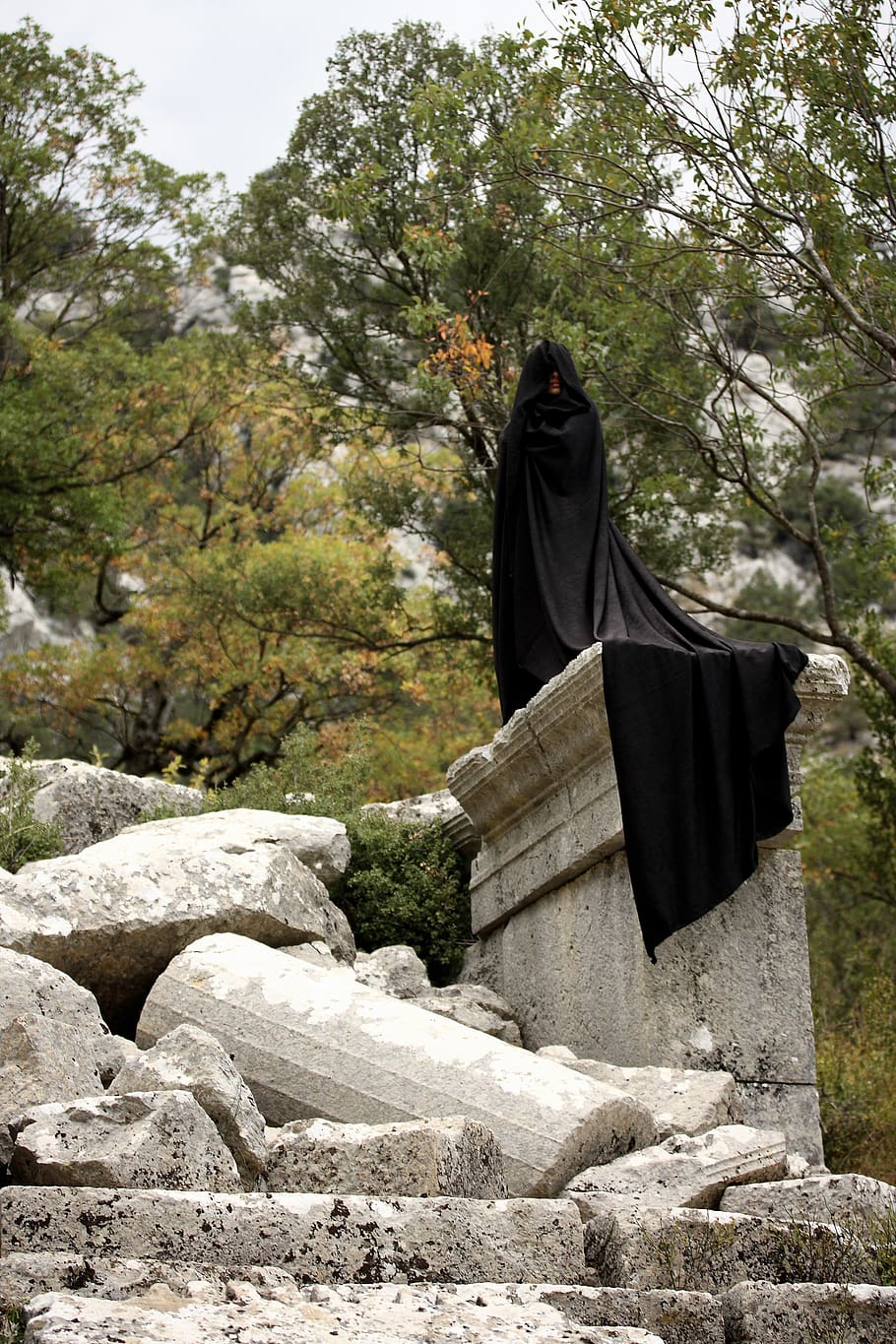 dark, model, pose, woman, only, loneliness, art, old, ancient HD wallpaper
