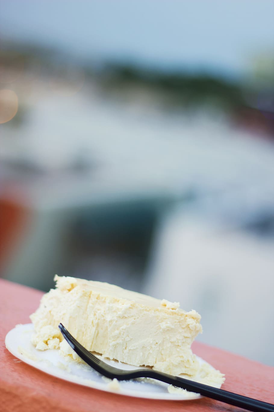 cake, summer, fun, city, food, fork, eating, june, july, party HD wallpaper