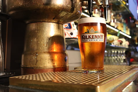 beer, irish, pub, drink, bar, pint, ale, tavern, brew, alcohol HD wallpaper
