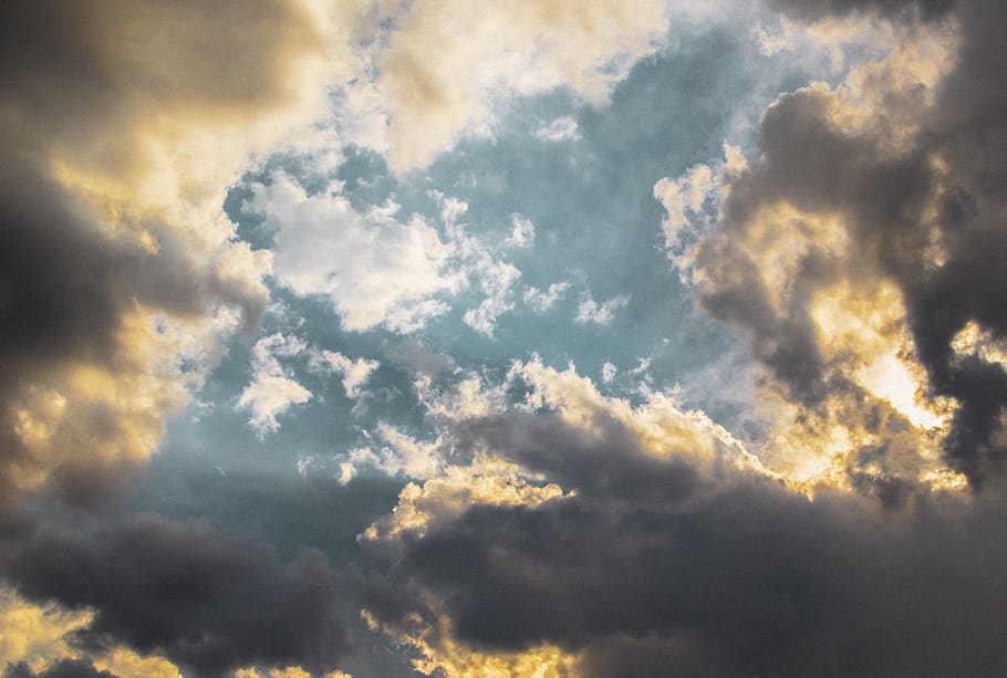 cloud - sky, beauty in nature, cloudscape, backgrounds, sunlight HD wallpaper