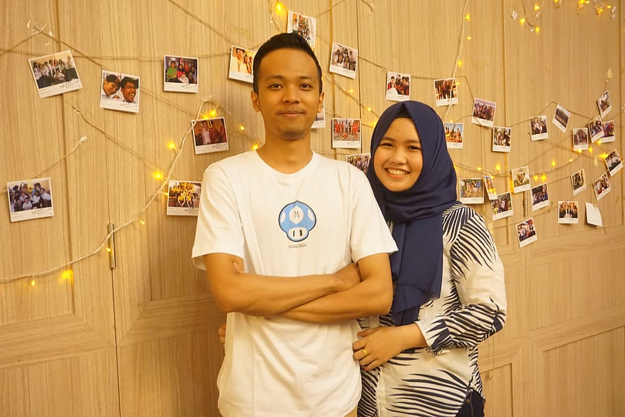 indonesia, looking at camera, standing, indoors, women, portrait HD wallpaper
