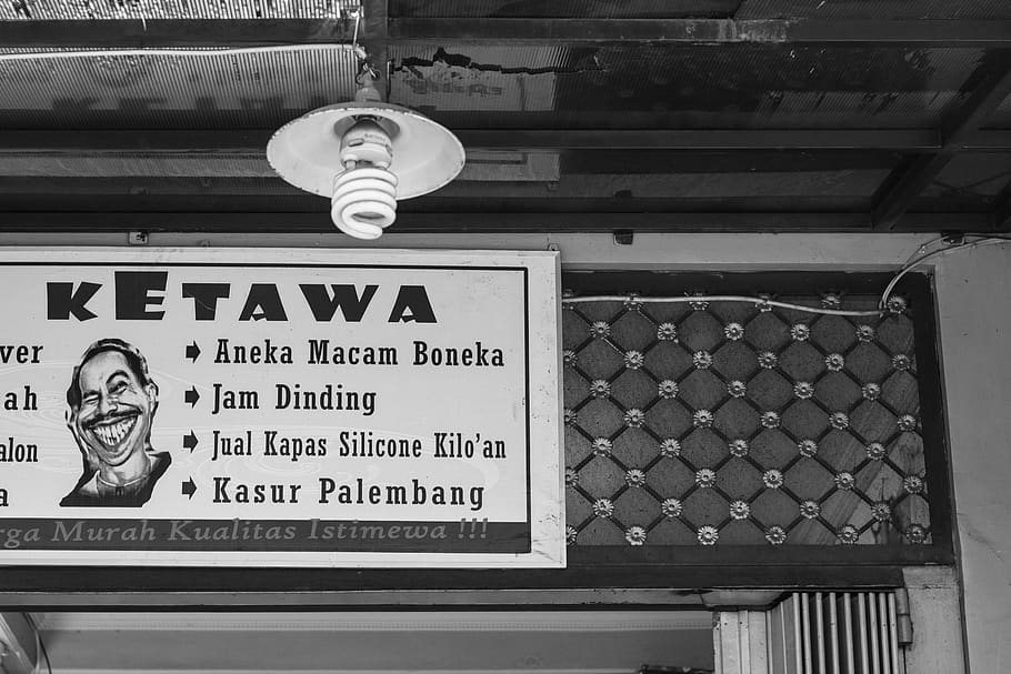 Ketawa shopfront, white, black, black white, bulp, lamp, sign, HD wallpaper