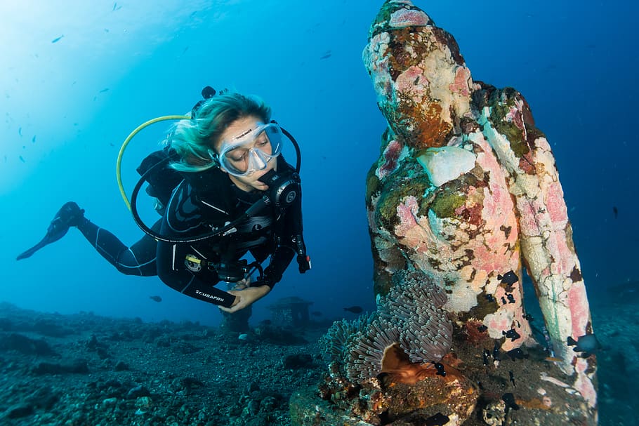 HD wallpaper: woman scuba diving under water, underwater, undersea, sport,  aquatic sport | Wallpaper Flare