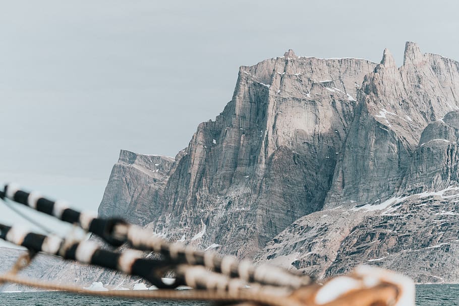 snowcaped mountains, outdoors, nature, cliff, ice, reptile, animal HD wallpaper