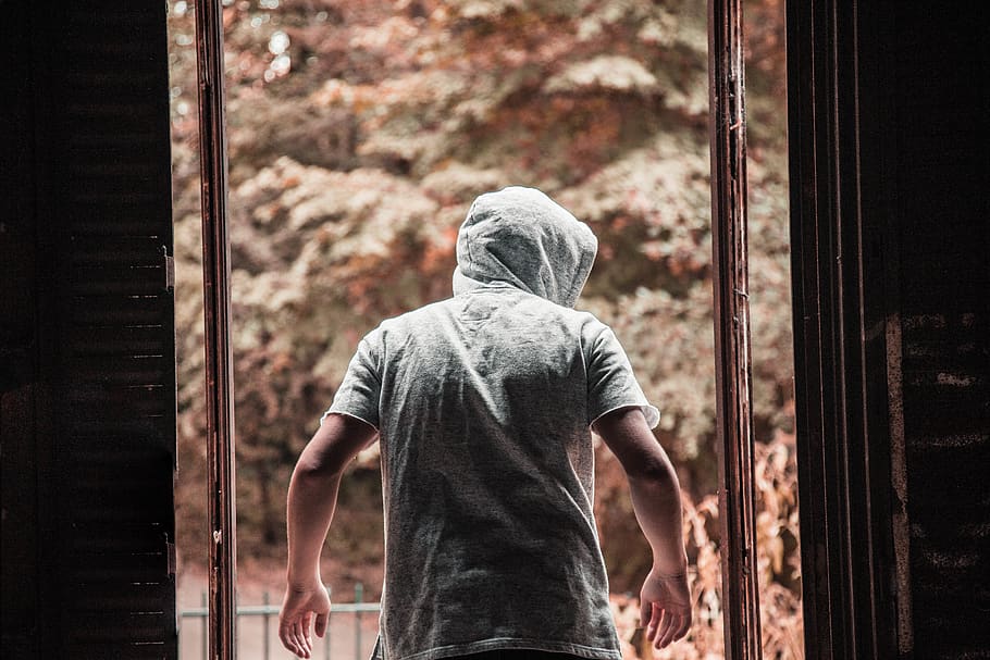 men's gray pullover hooded jacket, rear view, one person, real people HD wallpaper