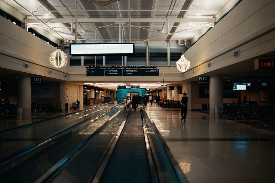 man walking inside the building, airport, person, human, airport terminal HD wallpaper