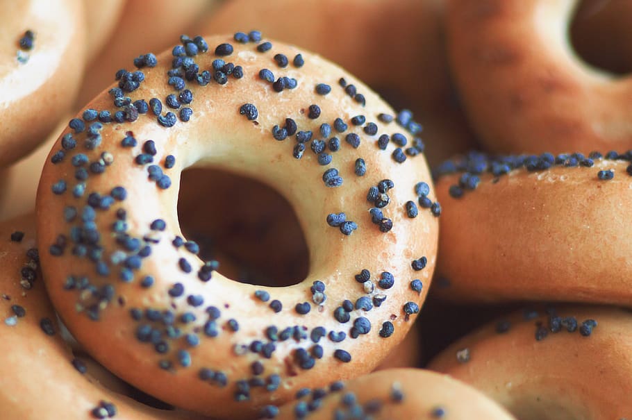 brown doughnuts, food and drink, freshness, donut, close-up, baked HD wallpaper