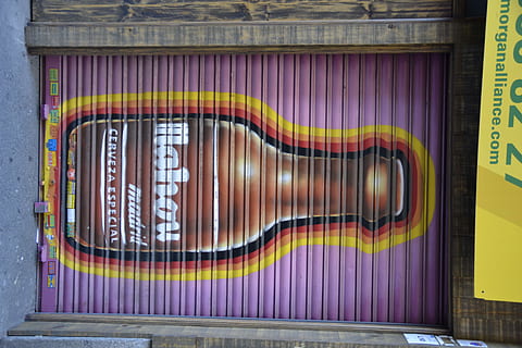 closed door shutter door, art, graffiti, mural, painting, wall HD wallpaper