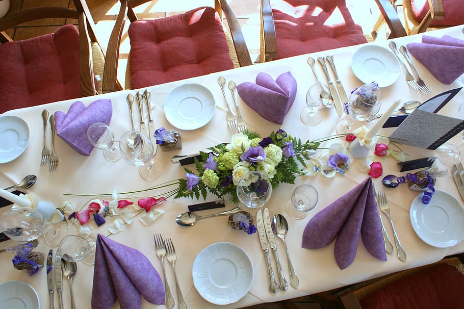 table, covered, eat, inn, cutlery, celebration, plate, decoration HD wallpaper