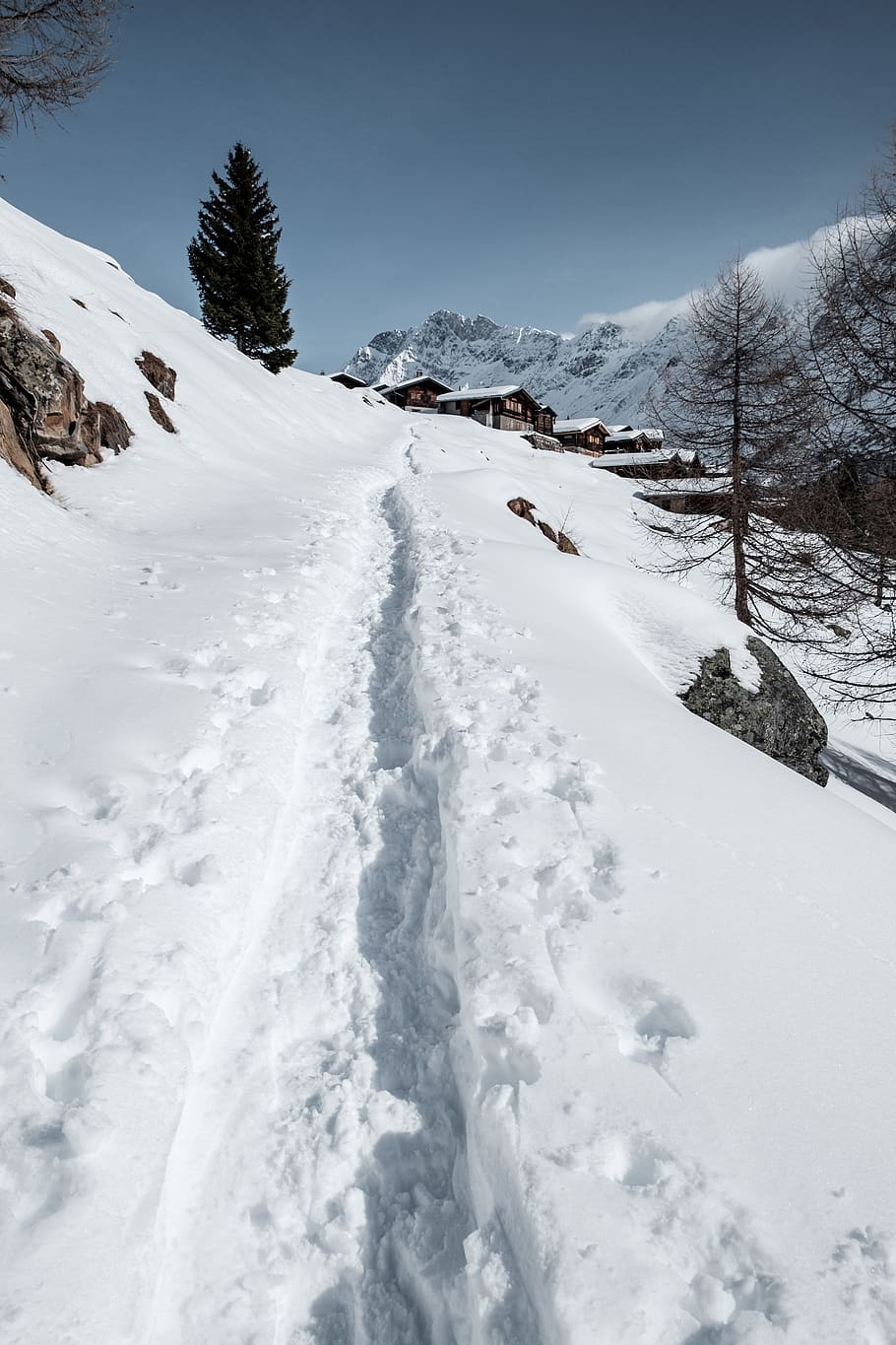 switzerland-blatten-hotel-fafleralp-hike.jpg