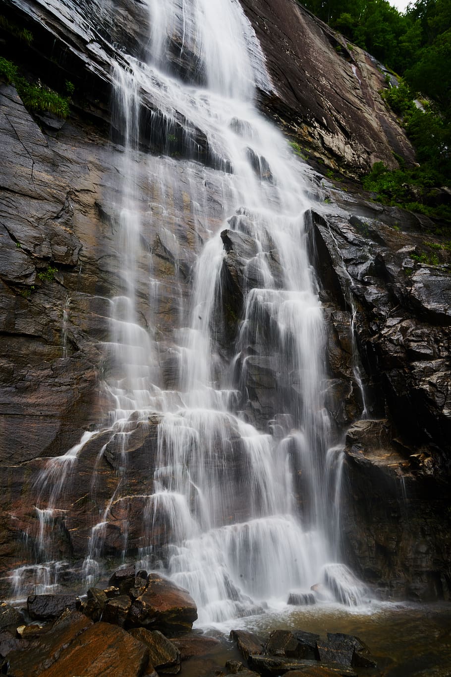 Timelapse Photography of Waterfalls Rushing Down on Rocks, cascade HD wallpaper